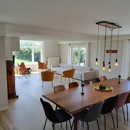 Sandnest Villa *
